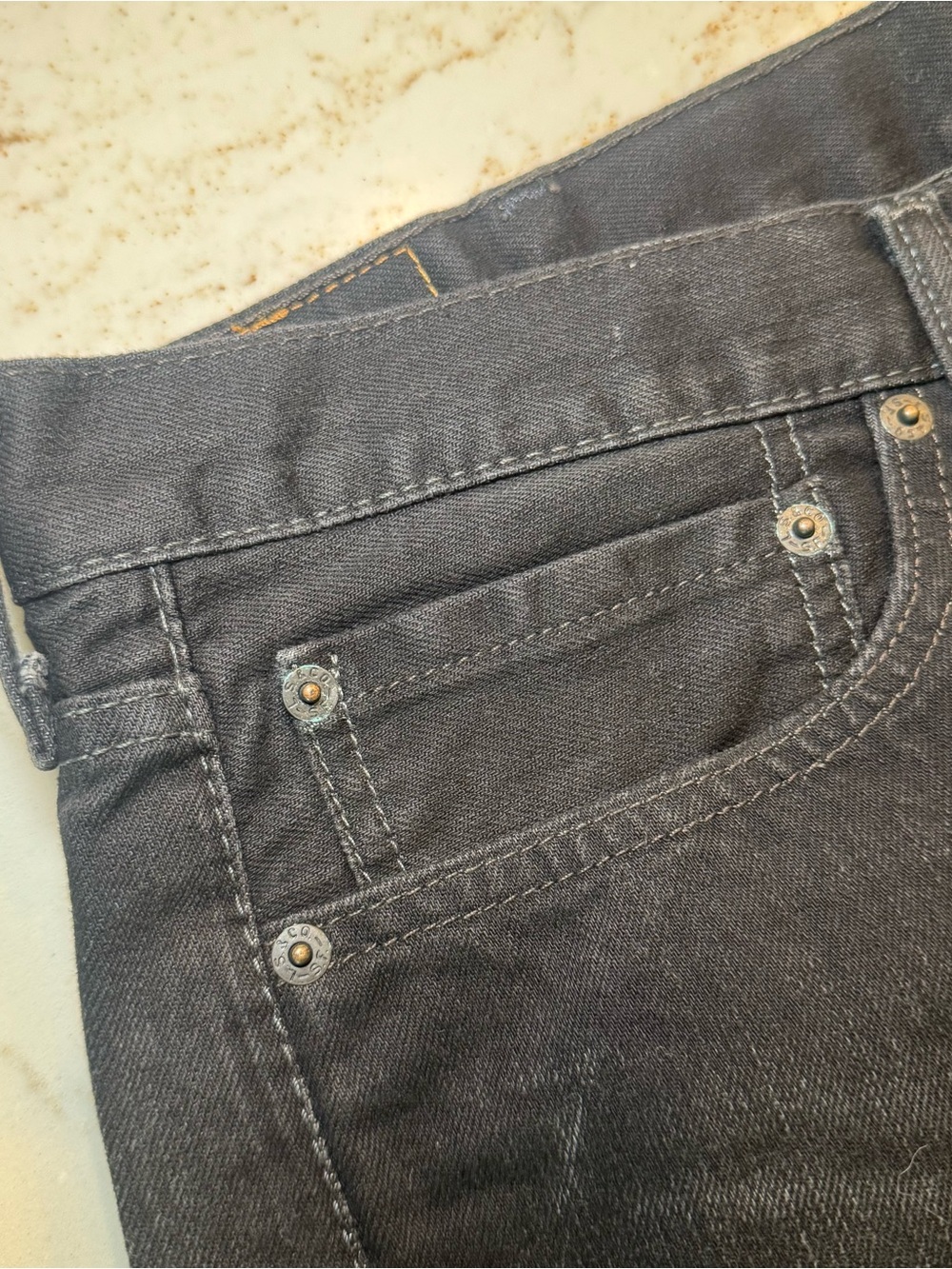 Levi's Men's Black Straight Jeans 38x30 - Picture 7 of 9